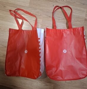 Lululemon Red & White Tote Bags Set Of 2